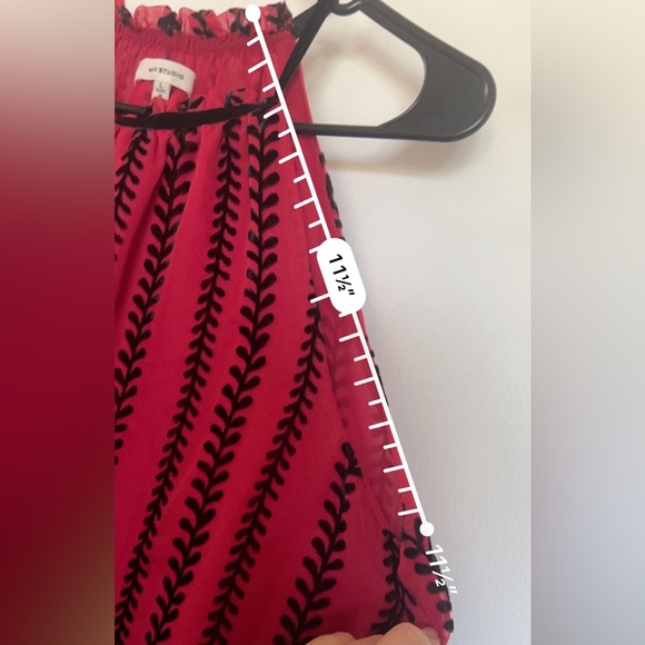 Max Studio Velvet Floral Blouse Size L - Picture 4 of 7